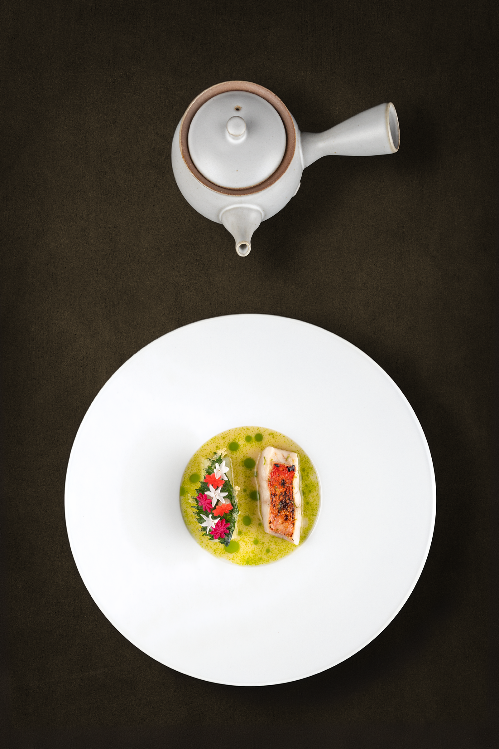 Japanische Dorade "Madai" Daikon | Shiso | Koji